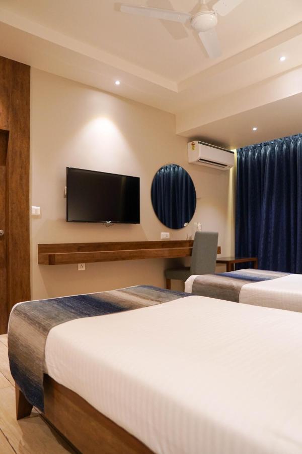 Cosmique Clarks Inn Suites Goa Margao Eksteriør billede