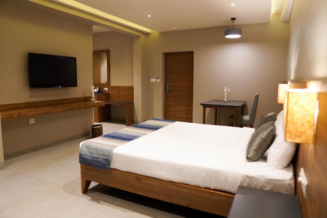 Cosmique Clarks Inn Suites Goa Margao Eksteriør billede