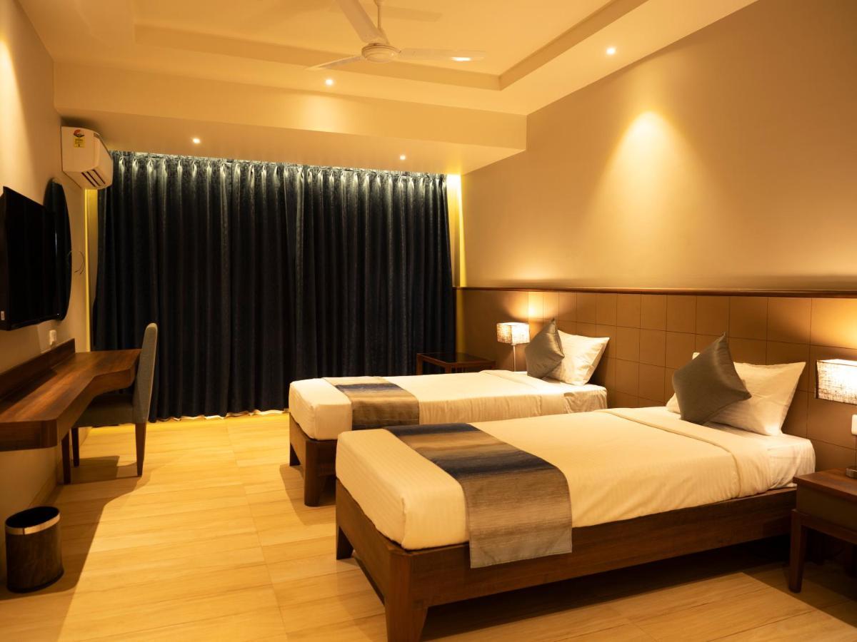 Cosmique Clarks Inn Suites Goa Margao Eksteriør billede