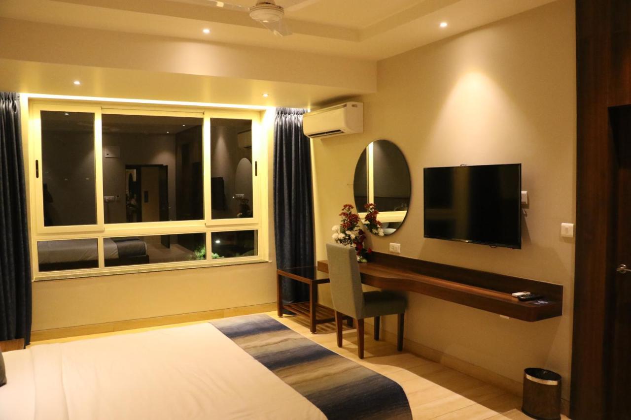 Cosmique Clarks Inn Suites Goa Margao Eksteriør billede