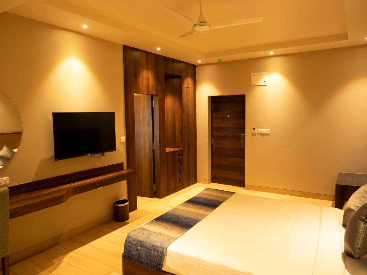 Cosmique Clarks Inn Suites Goa Margao Eksteriør billede